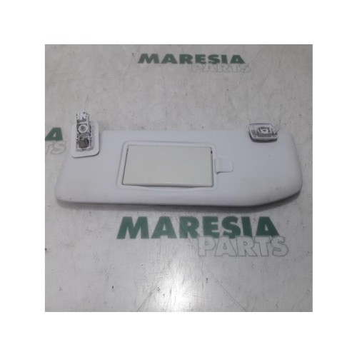 Peugeot - 208 - Sun visor