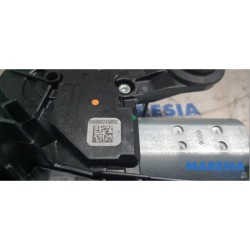 Peugeot - 208 - Rear wiper motor