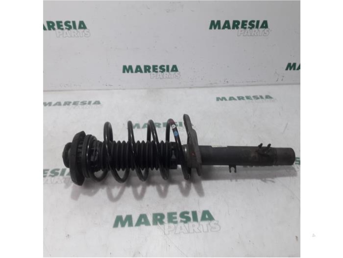 Peugeot - 208 - Front shock absorber rod, right