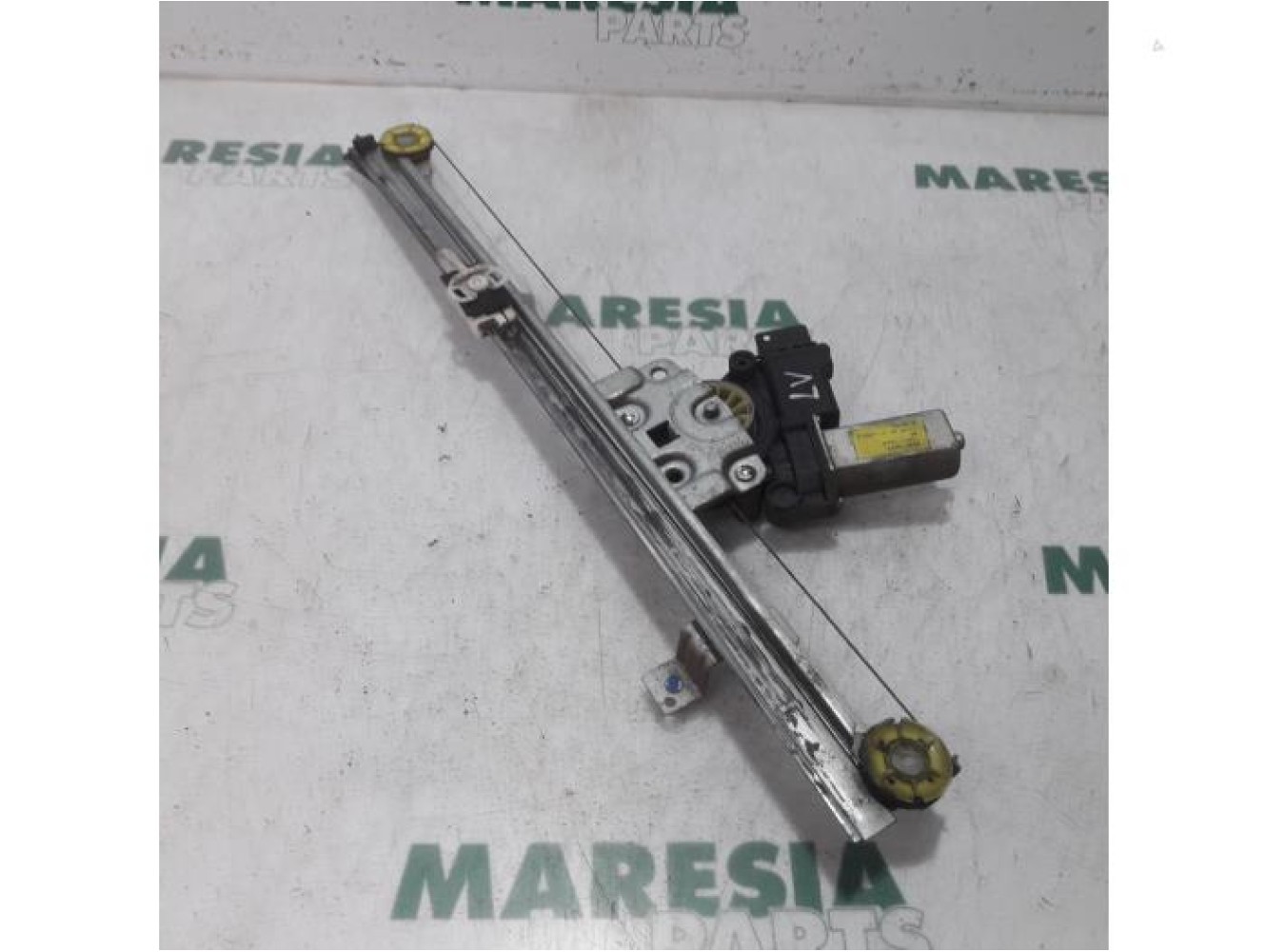 Fiat - Ducato - Window mechanism 2-door, front left