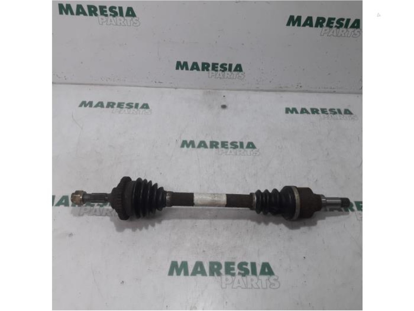 Peugeot - 206 - Aandrijfas links-voor