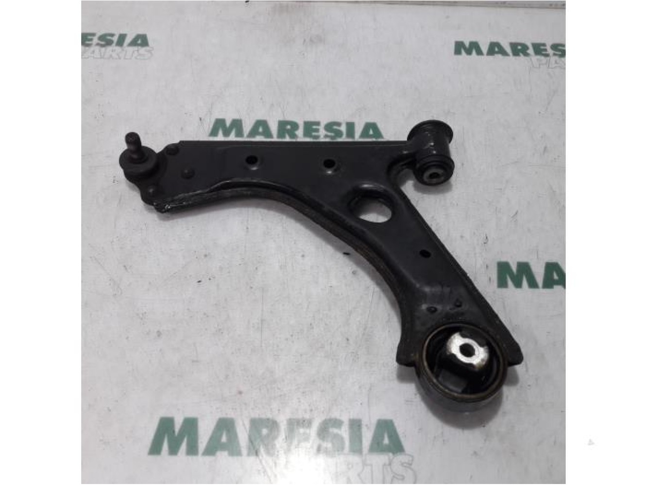 Fiat - Punto - Querlenker unten links vorne