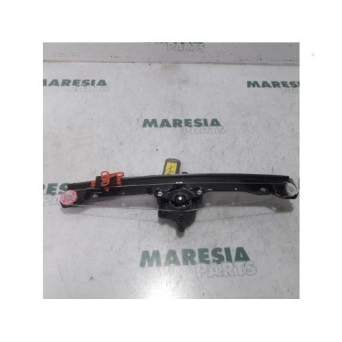 Fiat - Punto - Window mechanism 4-door, front right