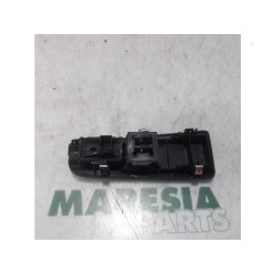Fiat - Punto - Multi-functional window switch