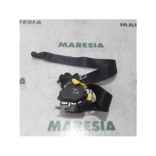 Fiat - Punto - Front seatbelt, left