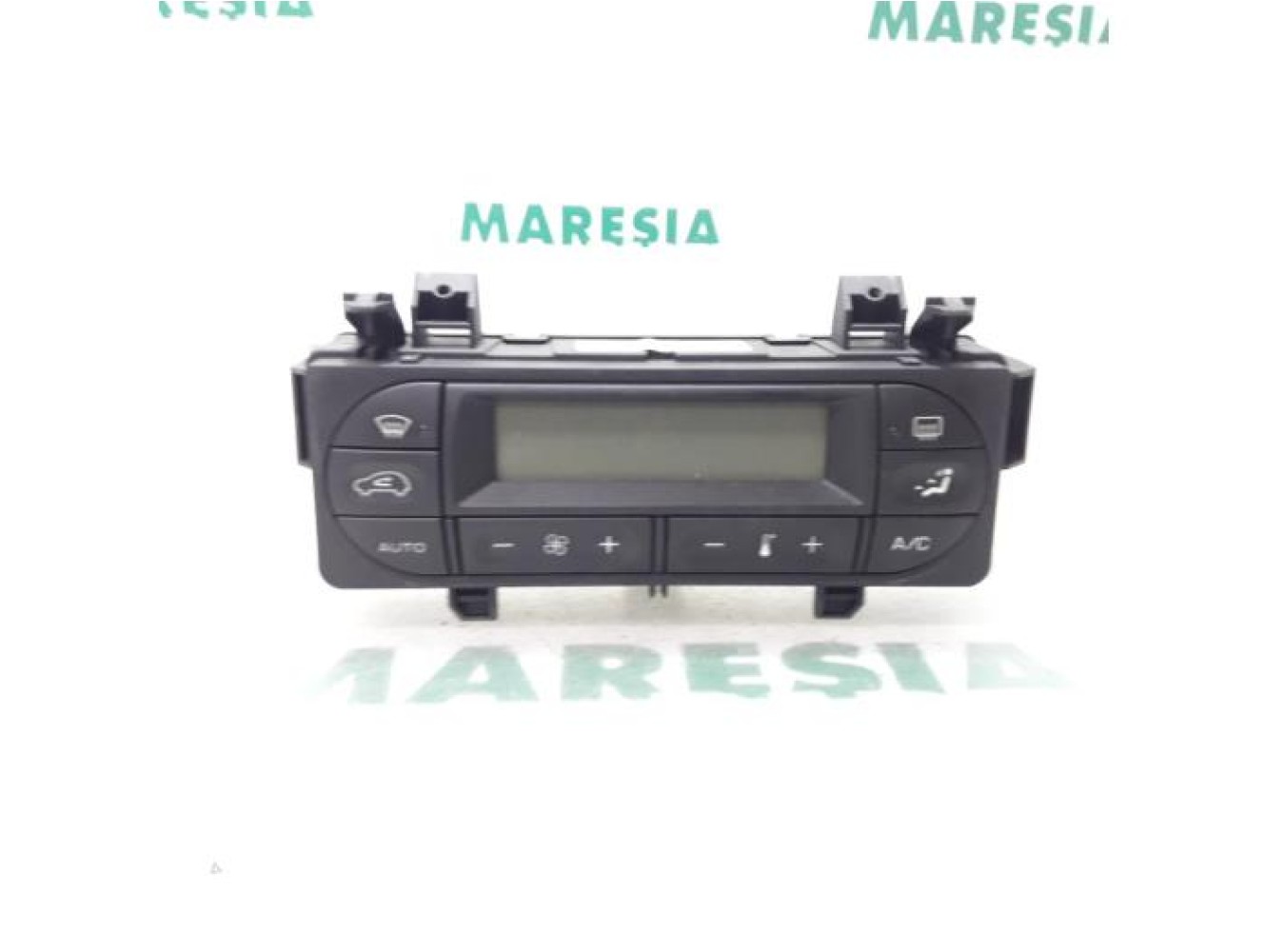 Peugeot - 1007 - Heater control panel