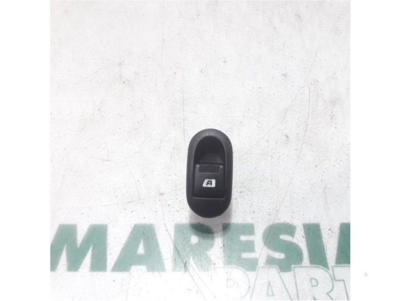 Peugeot - 1007 - Multi-functional window switch