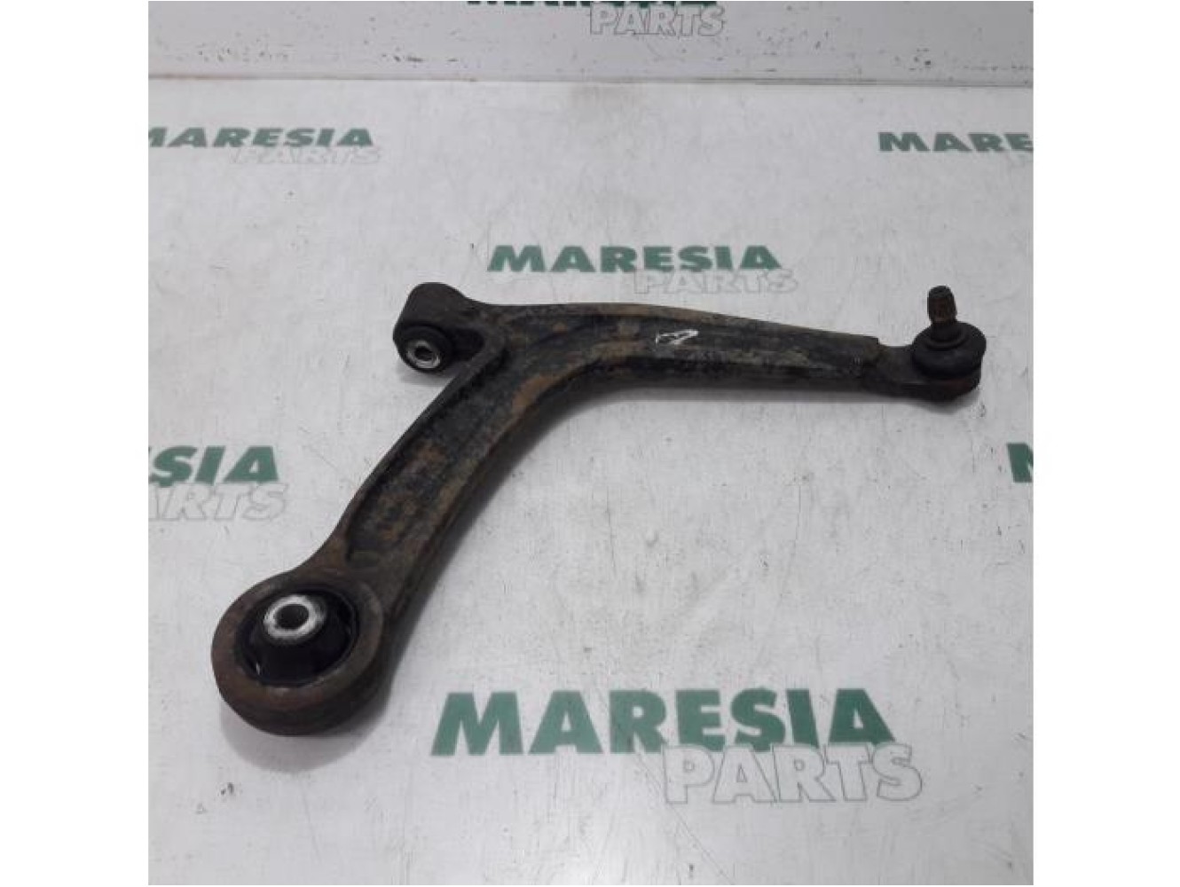 Fiat - 500 - Front lower wishbone, right