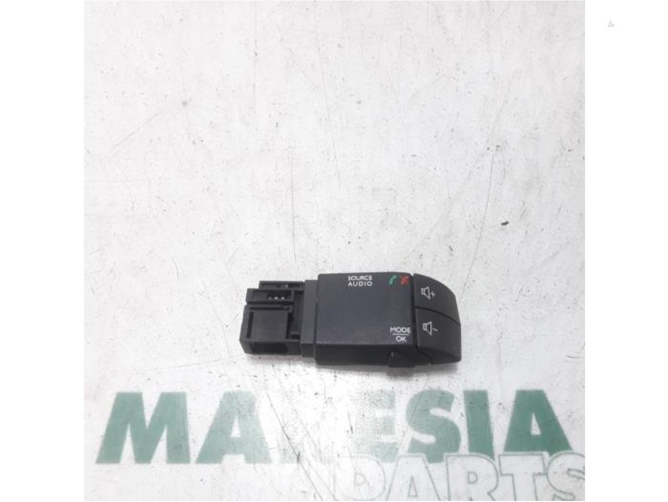 Renault - Trafic - Commande radio volant
