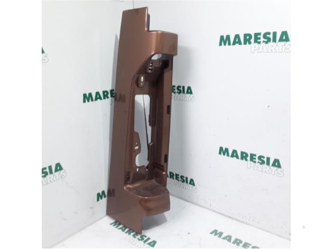 Renault - Trafic - Achterlicht links