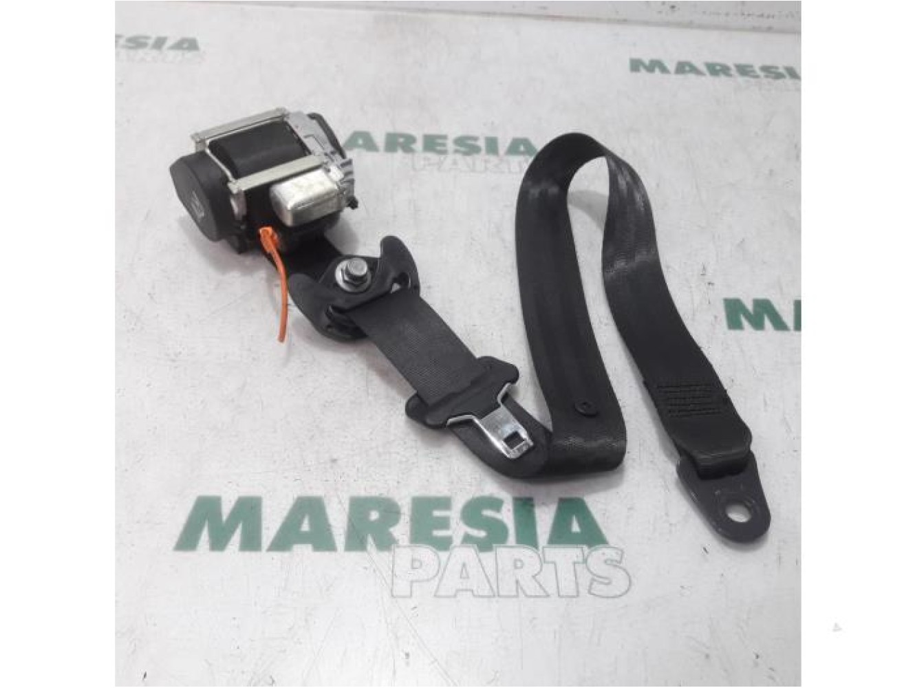 Citroen - C4 - Front seatbelt, right
