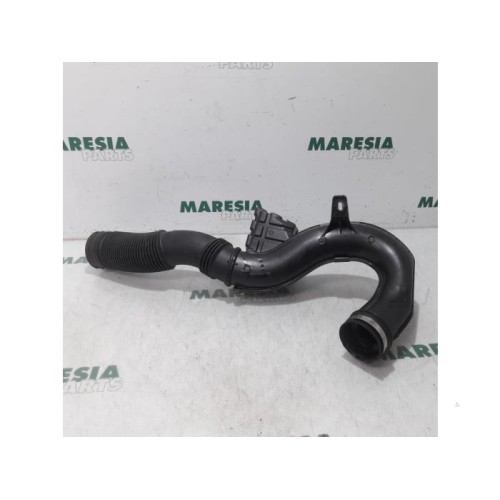 Renault - Trafic - Hose (miscellaneous)