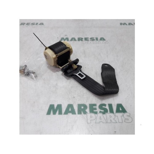 Fiat - Stilo - Rear seatbelt, left