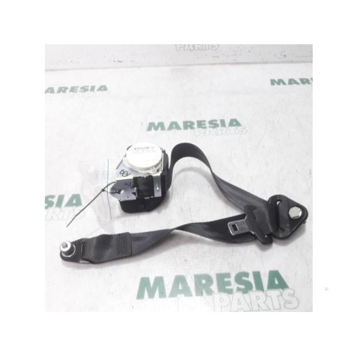 Fiat - 500 - Rear seatbelt, right