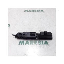 Citroen - C4 - Multi-functional window switch