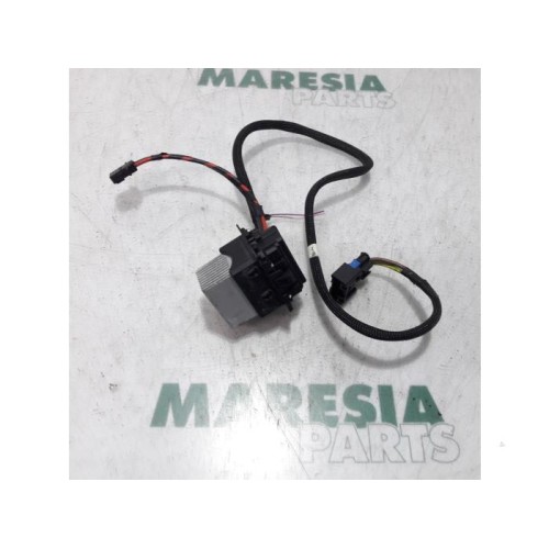 Citroen - C4 - Heater resistor
