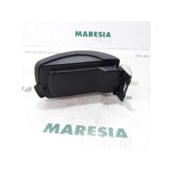 Citroen - C4 - Armrest