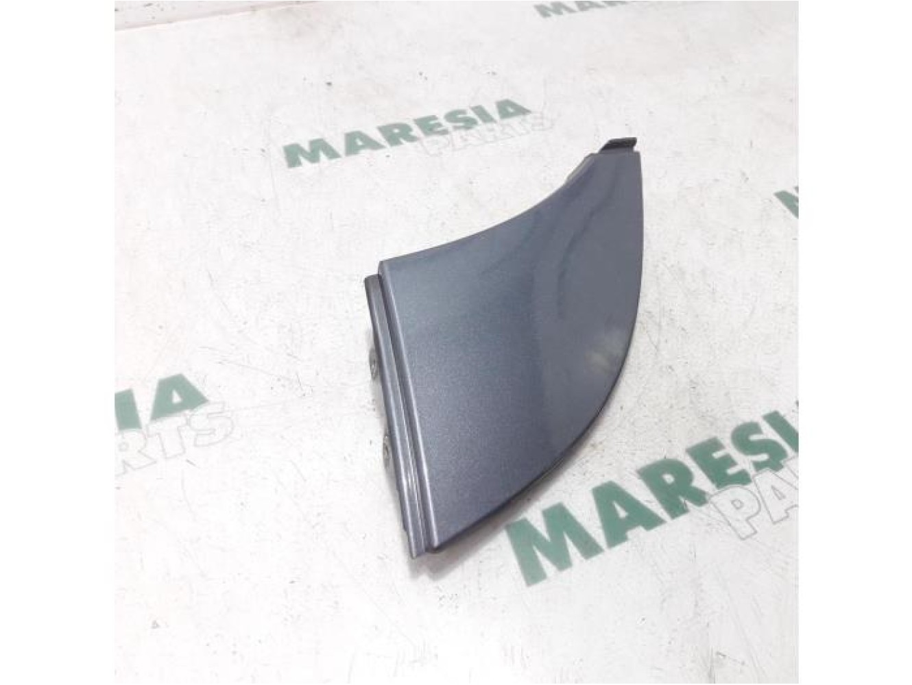 Fiat - Ducato - Cowl top grille