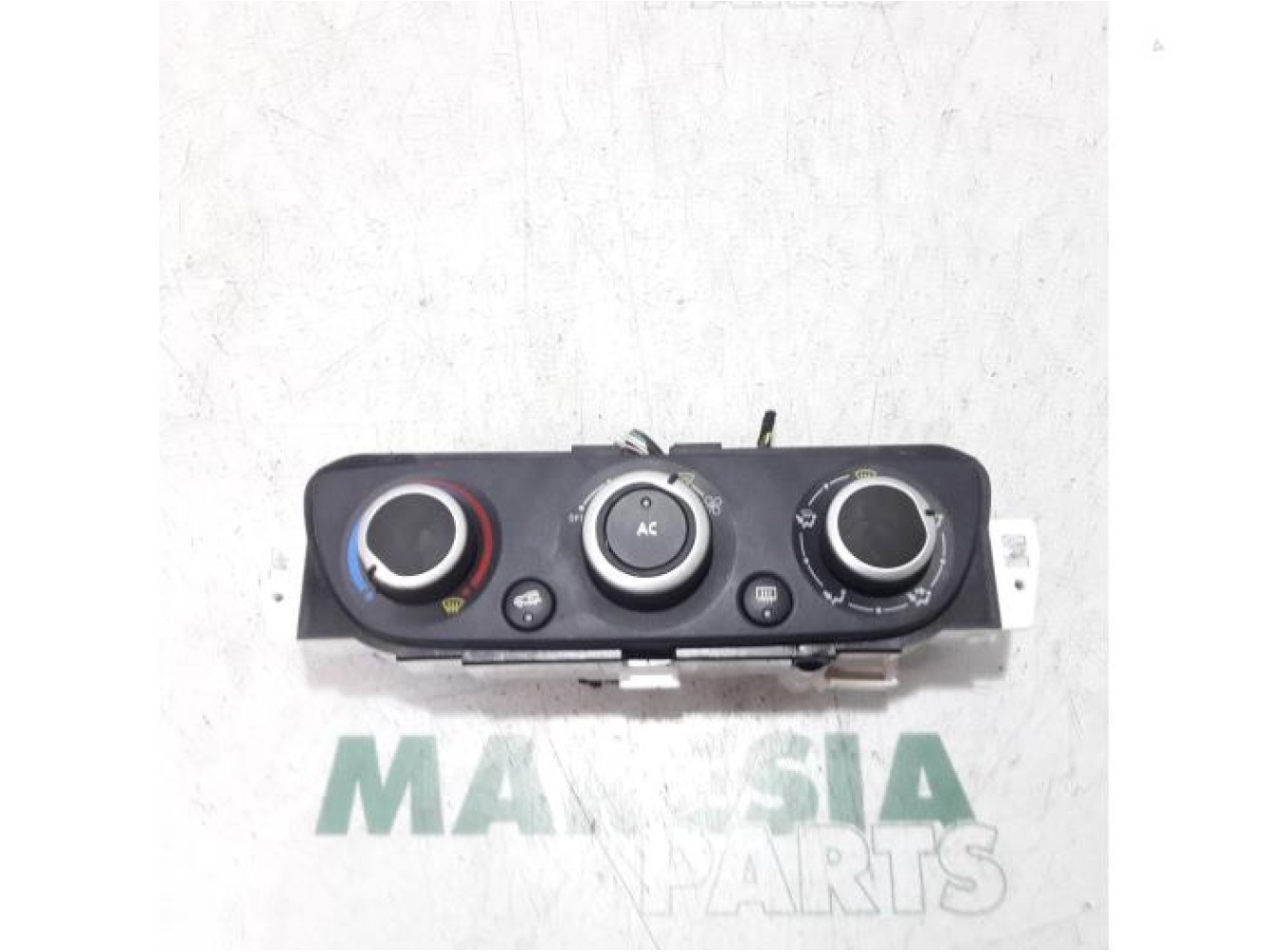 Renault - Megane - Heater control panel