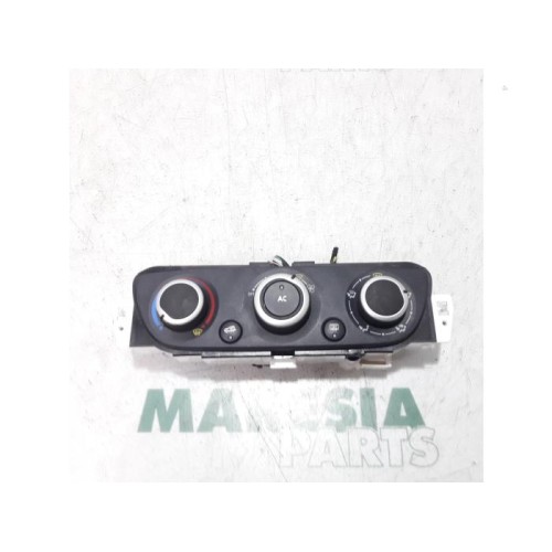 Renault - Megane - Heater control panel