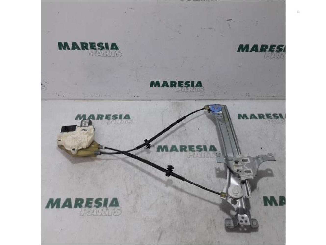 Renault - Megane - Rear door window mechanism 4-door, right