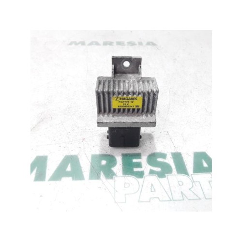 Renault - Megane - Glow plug relay