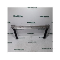Renault - Megane - Barre radiateur