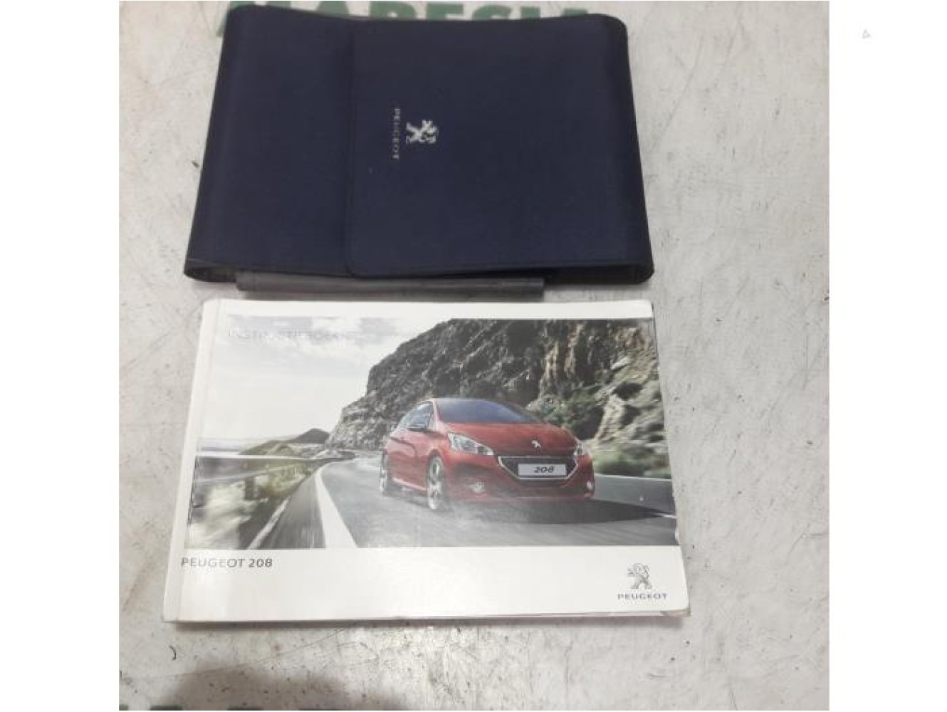 Peugeot - 208 - Instruction Booklet