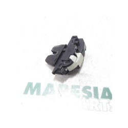 Citroen - C5 - Tailgate lock mechanism