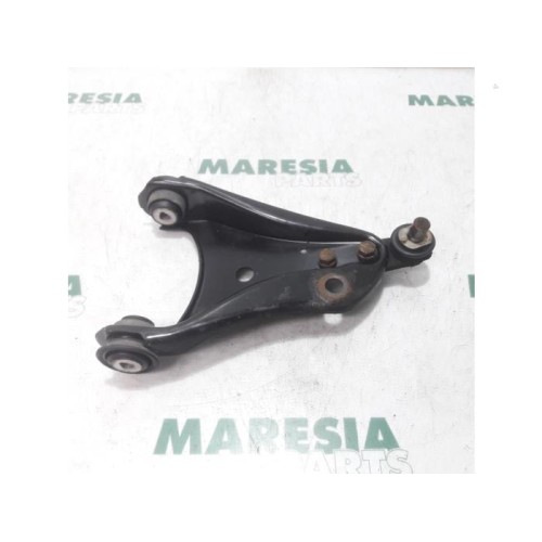 Renault - Twingo - Front lower wishbone, right