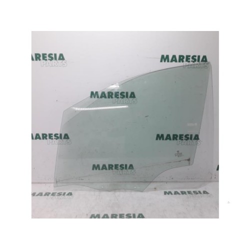 Peugeot - 2008 - Door window 4-door, front left