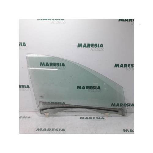 Renault - Megane - Door window 4-door, front right