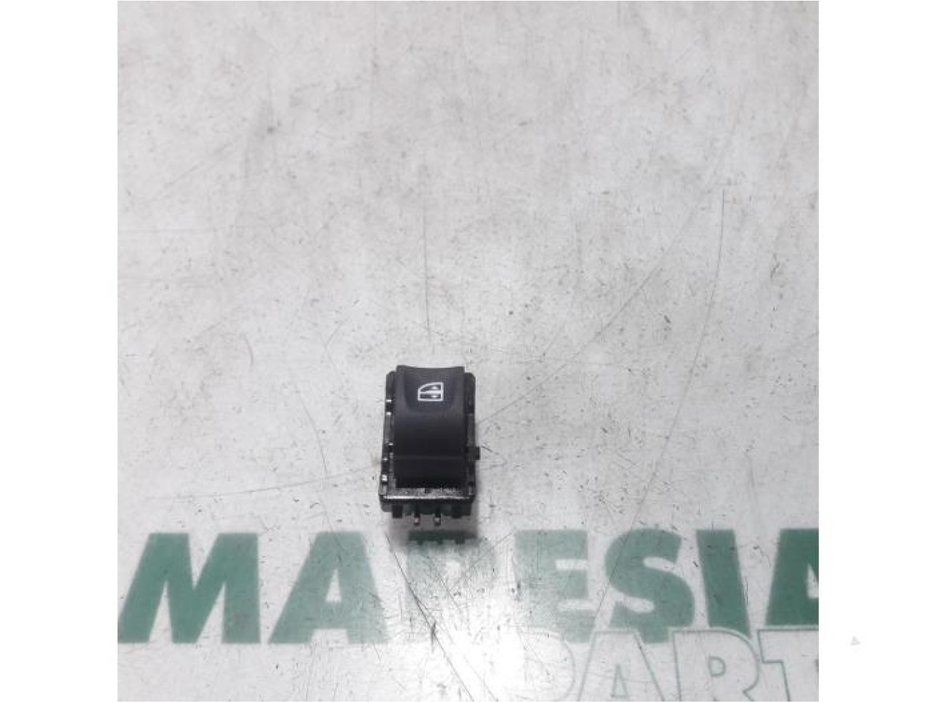 Renault - Megane Scenic - Multi-functional window switch