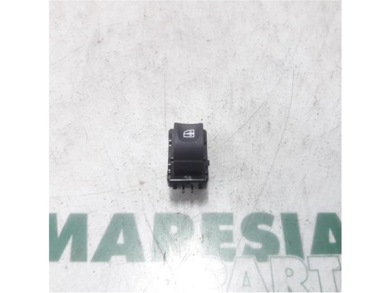 Renault - Megane Scenic - Multi-functional window switch