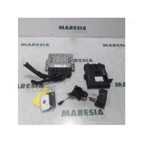 Renault - Megane Scenic - Engine management computer