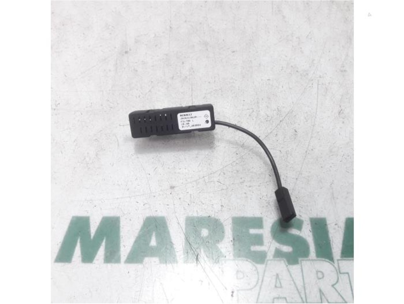 Renault - Megane Scenic - Antenna