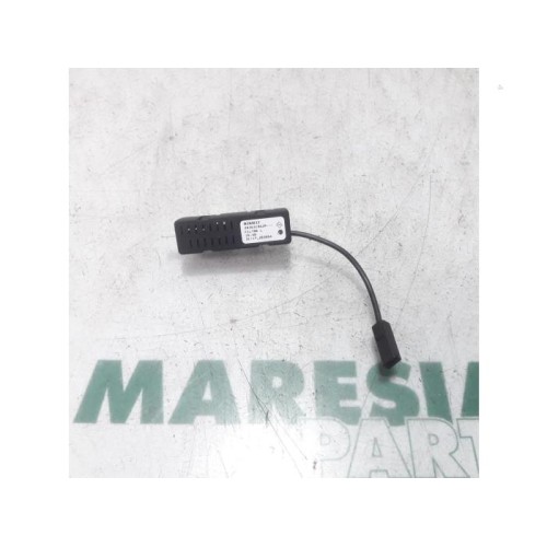 Renault - Megane Scenic - Antenne