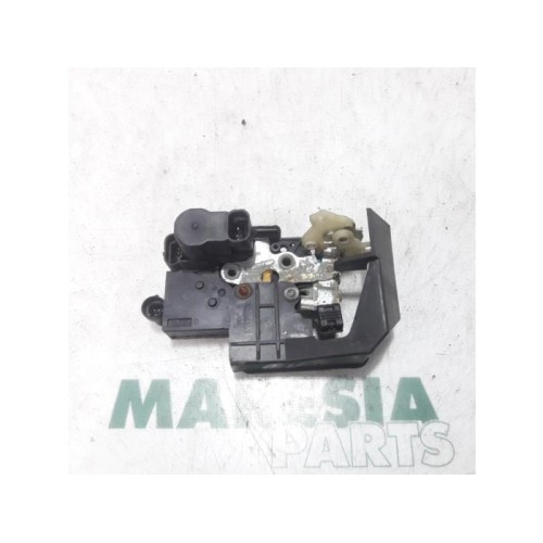 Alfa Romeo - 156 - Front door lock mechanism 4-door, right