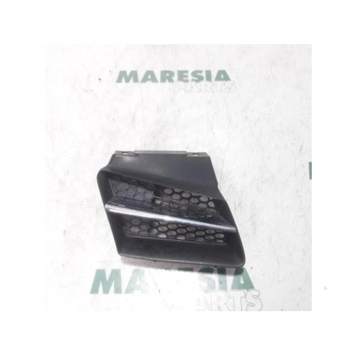 Alfa Romeo - 156 - Grille