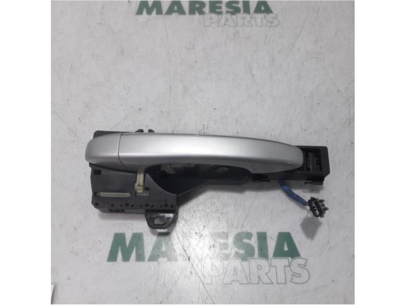 Renault - Megane Scenic - Front door handle 4-door, right