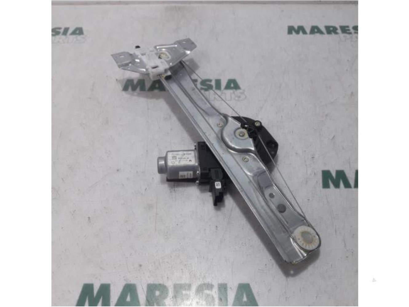 Renault - Megane Scenic - Rear door window mechanism 4-door, right