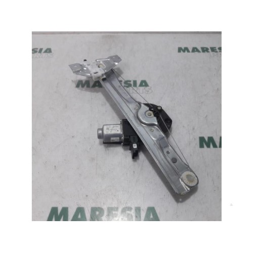 Renault - Megane Scenic - Rear door window mechanism 4-door, right