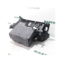 Renault - Megane Scenic - Glovebox