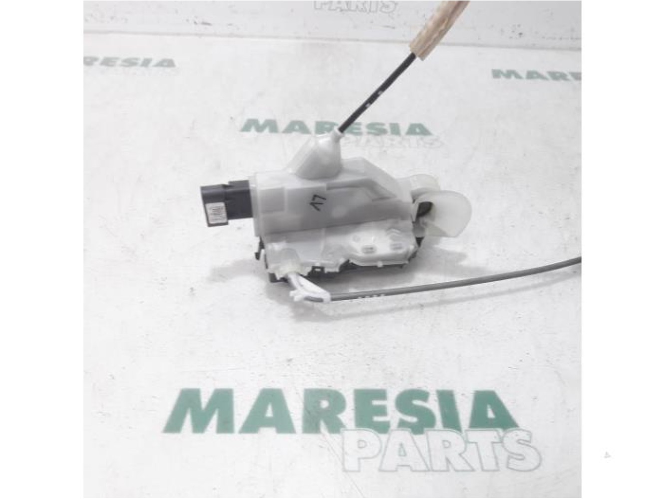 Citroen - C4 Cactus - Door lock mechanism 4-door, front left