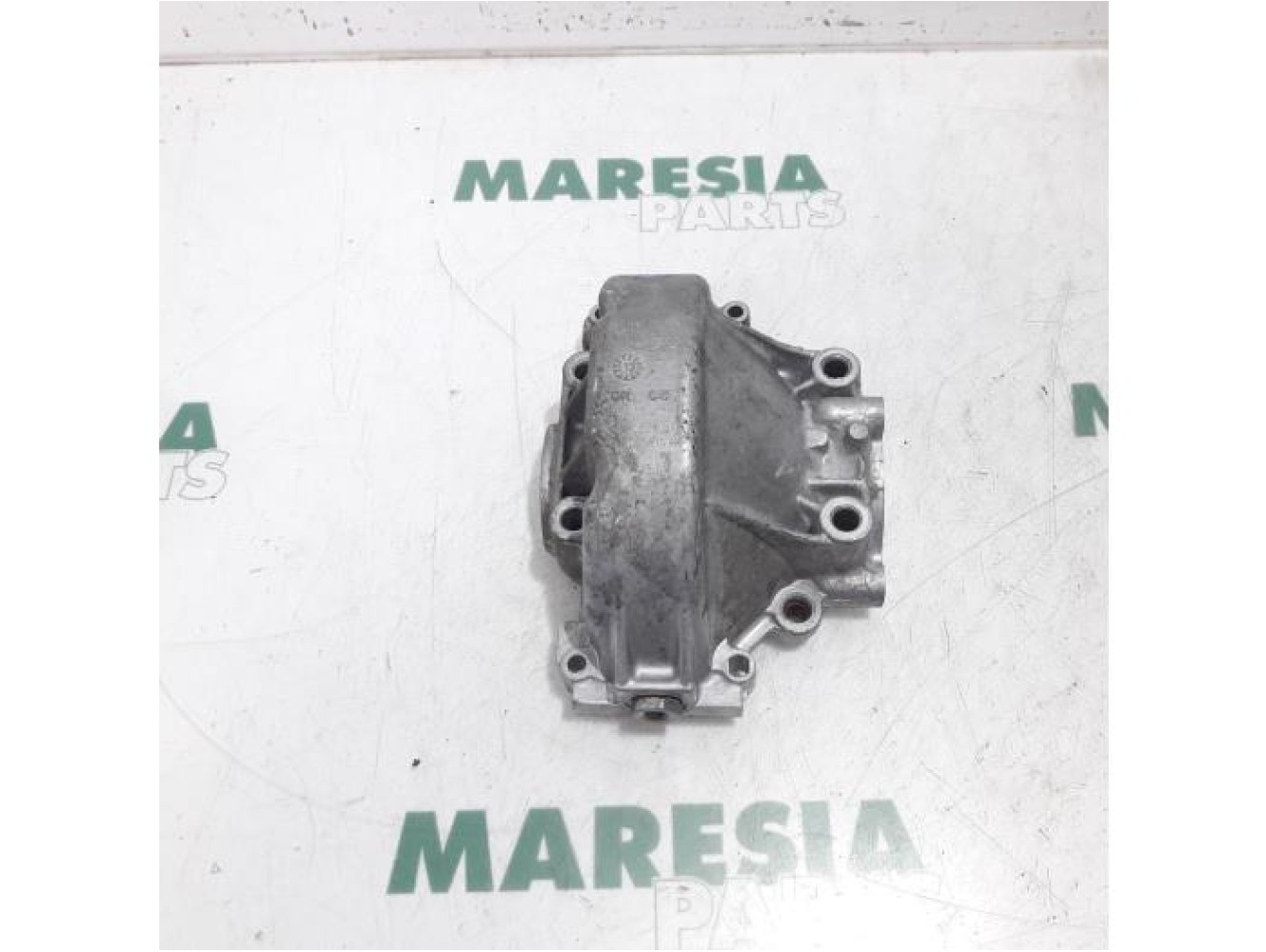 Peugeot - Partner - Gearbox casing