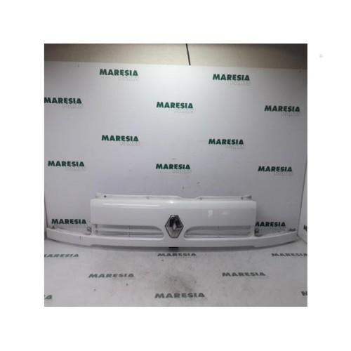 Renault - Master - Grill
