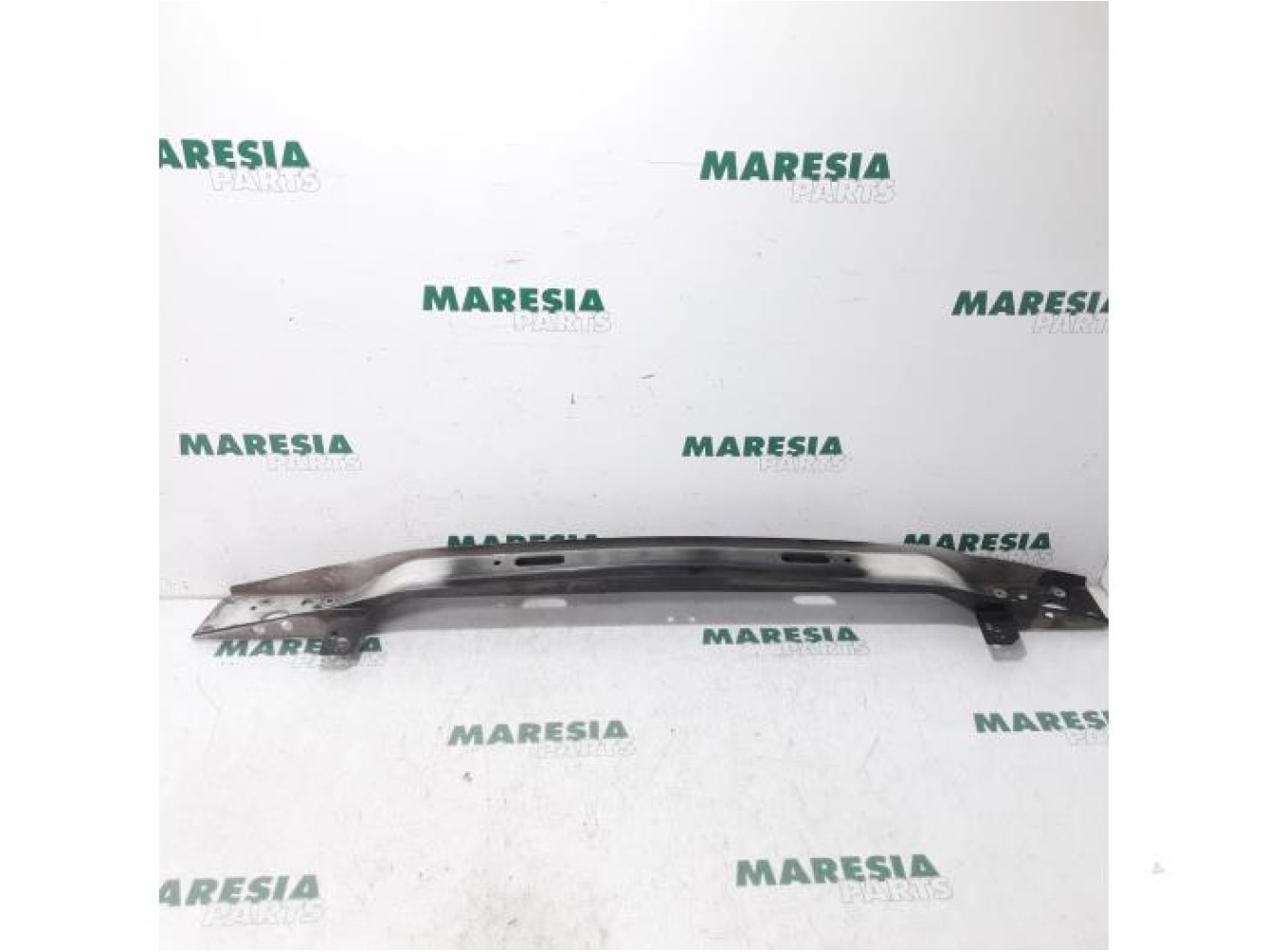 Renault - Master - Front bumper frame
