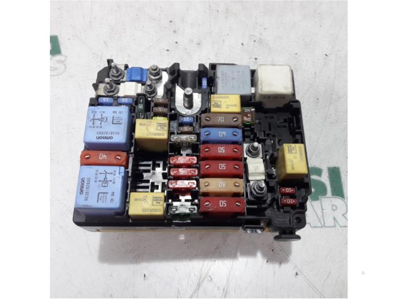 Citroen - C4 Picasso - Fuse box