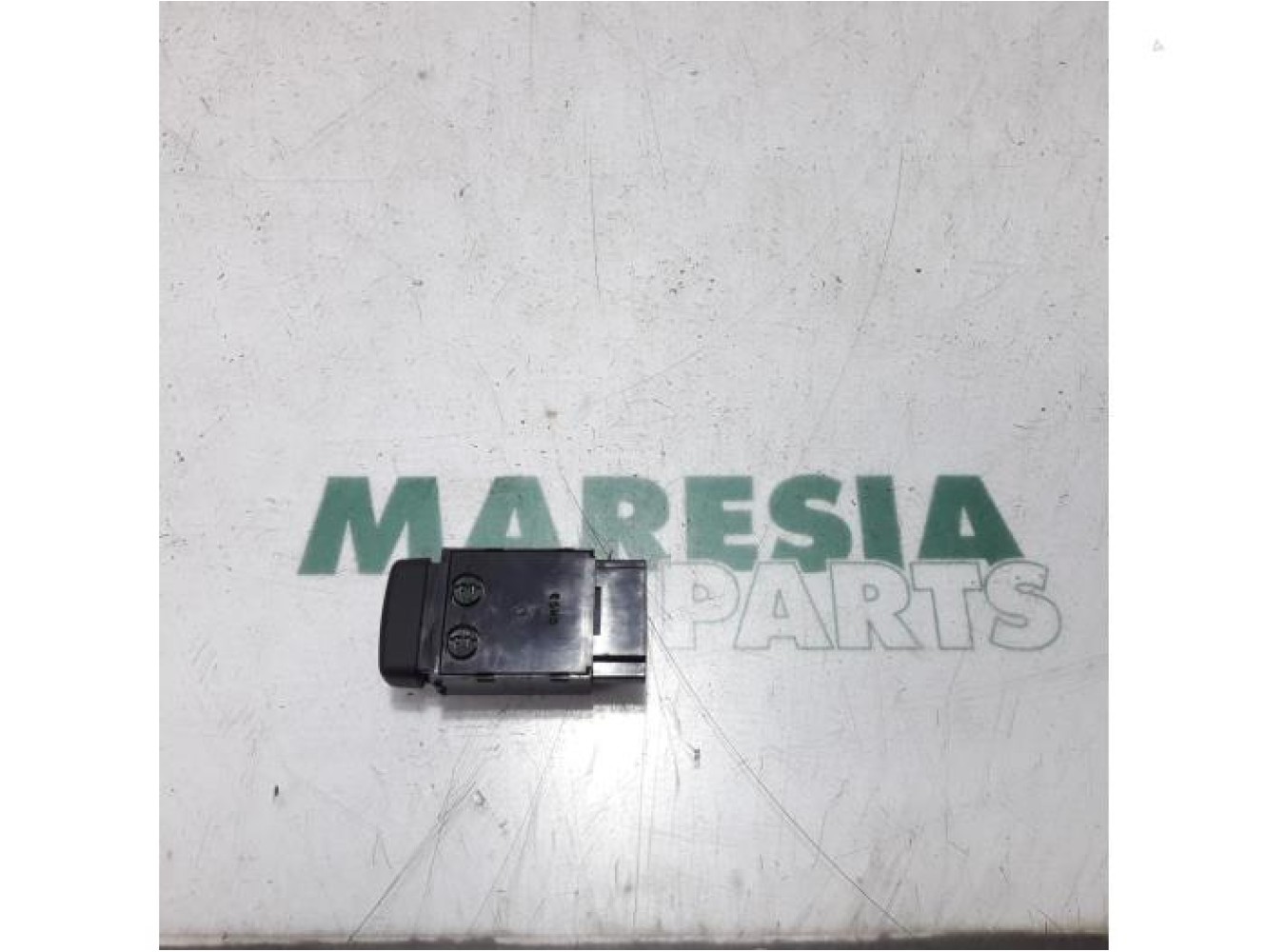 Citroen - C-Crosser - Switch