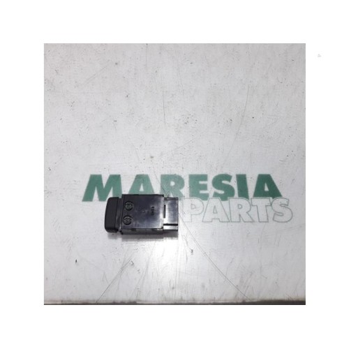 Citroen - C-Crosser - Switch